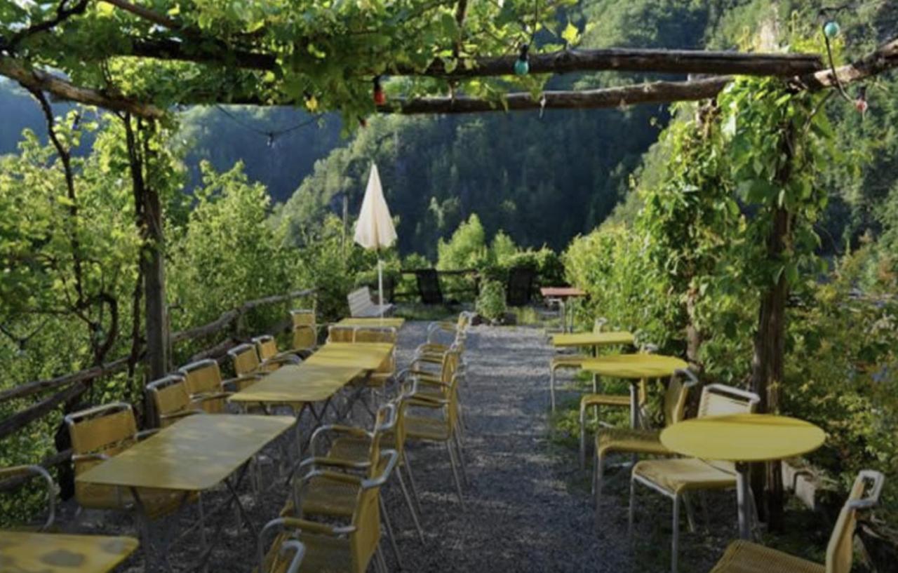 Osteria Gruetli Con Alloggio Borgnone Exterior foto