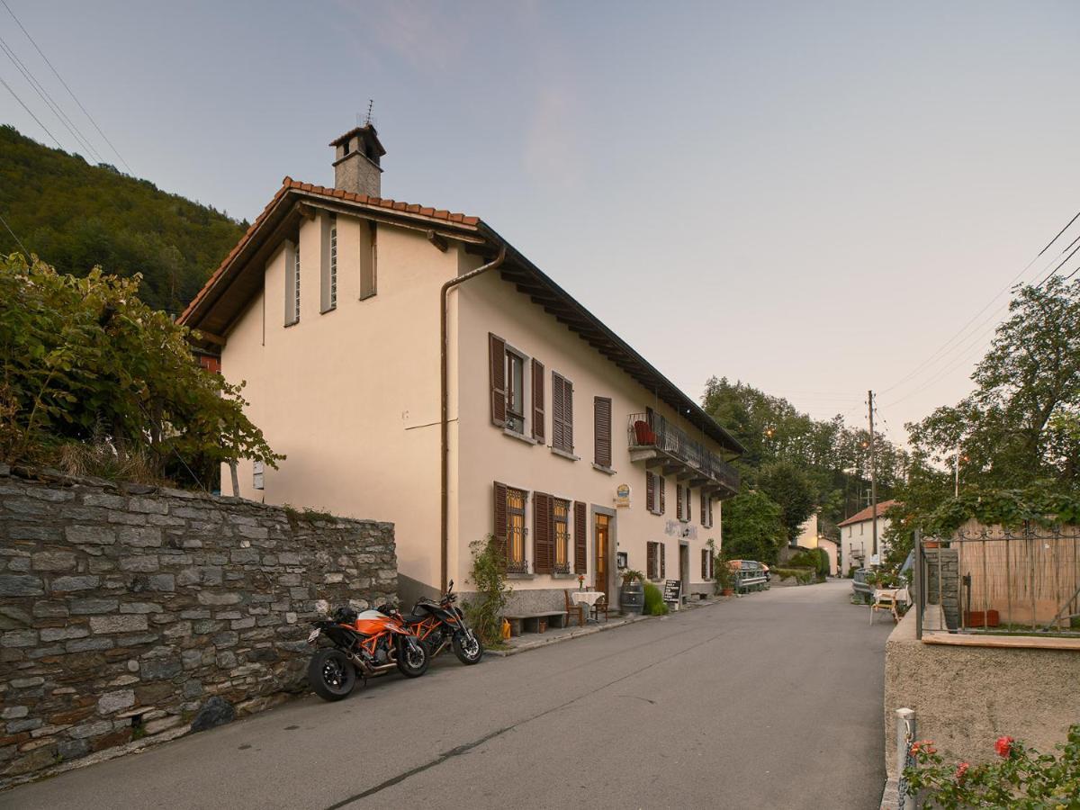 Osteria Gruetli Con Alloggio Borgnone Exterior foto
